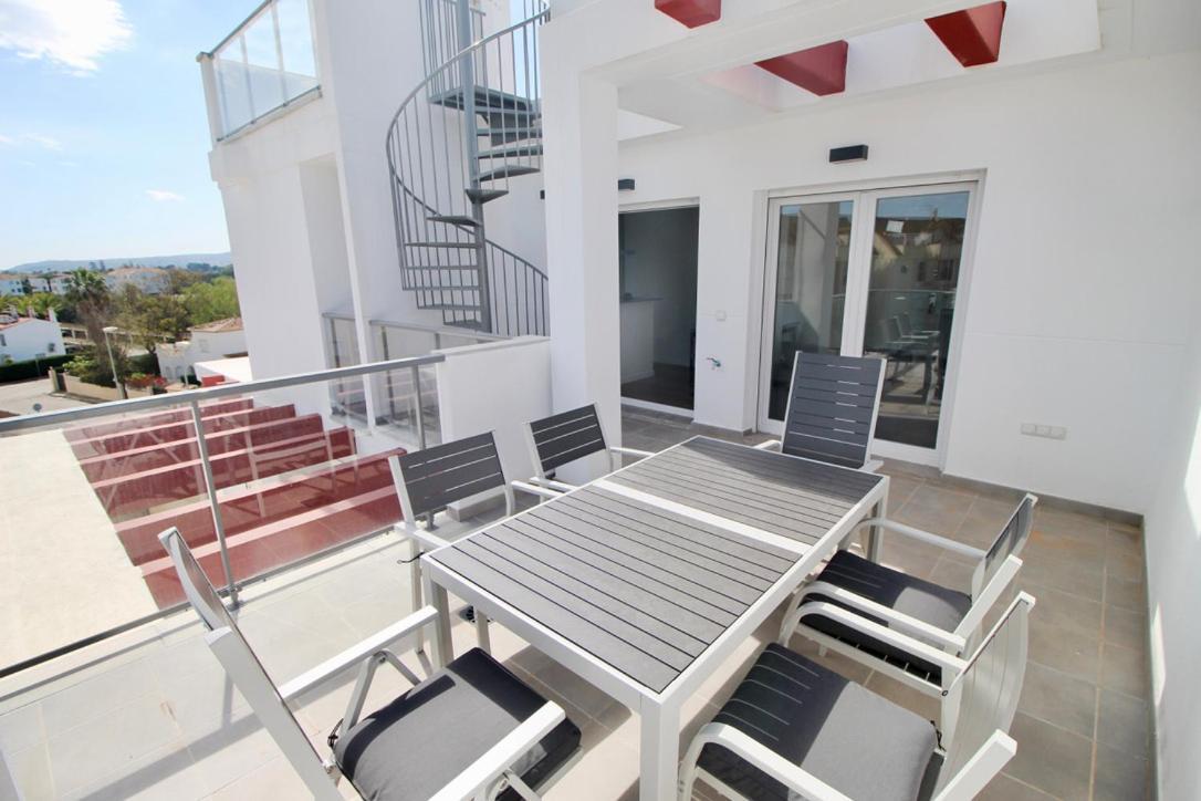Victoria 80 By Homeprive Dénia Extérieur photo