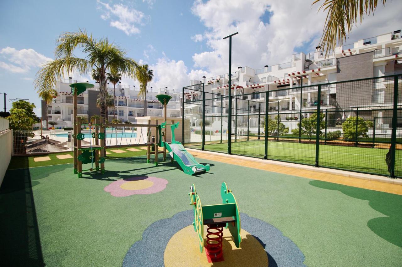 Victoria 80 By Homeprive Dénia Extérieur photo