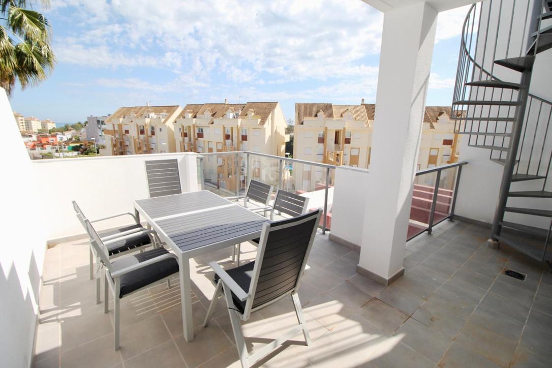 Victoria 80 By Homeprive Dénia Extérieur photo